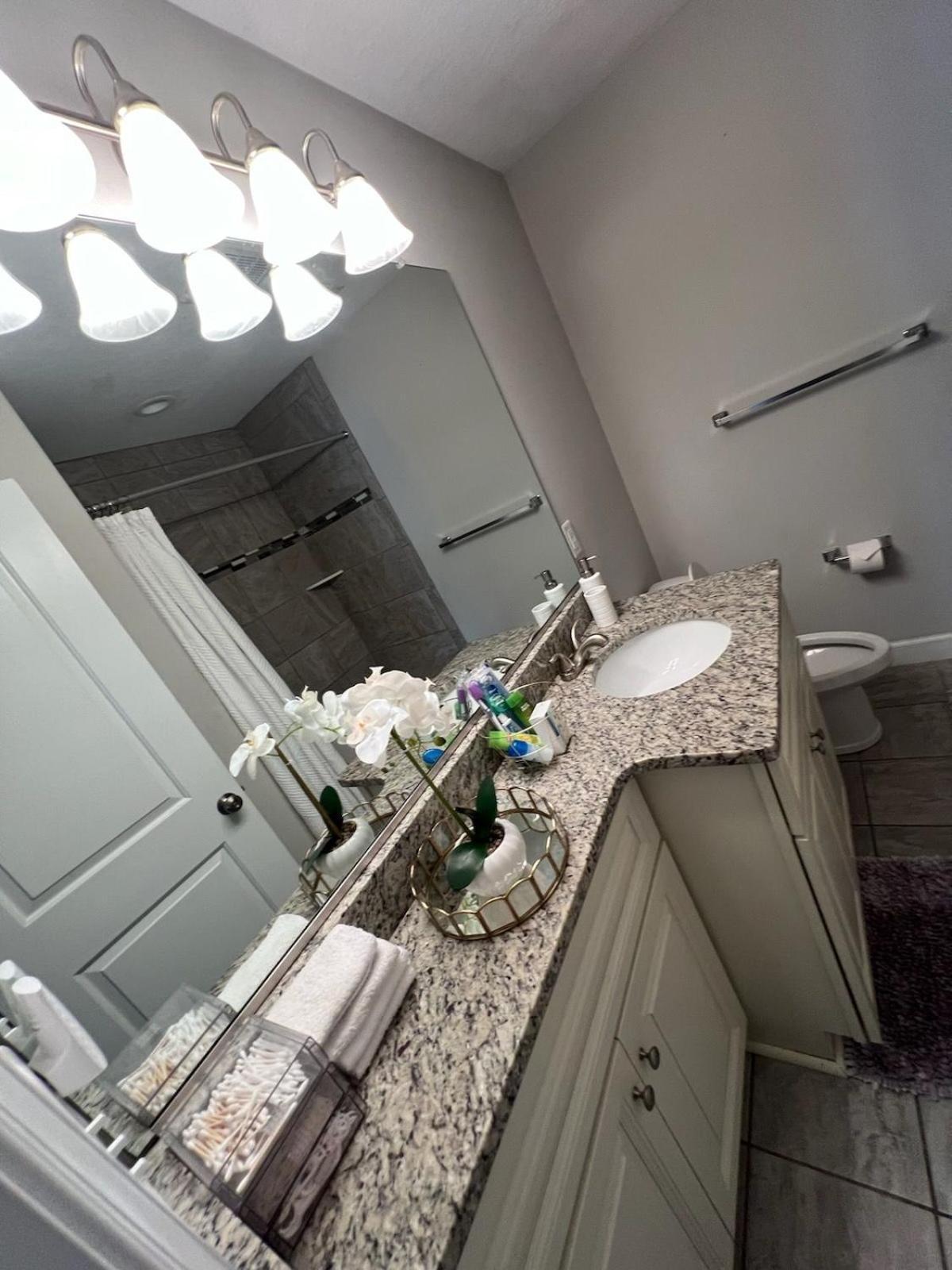 Natasha'S Comfort Zone Villa นอร์ฟอล์ก ภายนอก รูปภาพ